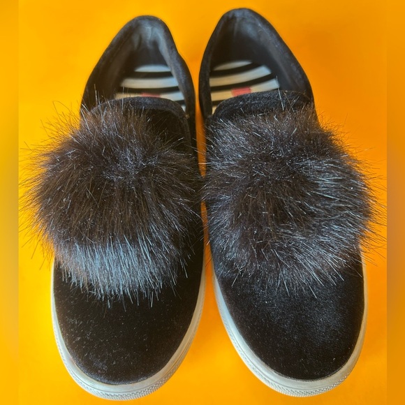 Betsey Johnson Shoes - Betsey Johnson Black Velvet Sneakers with Pom Poms